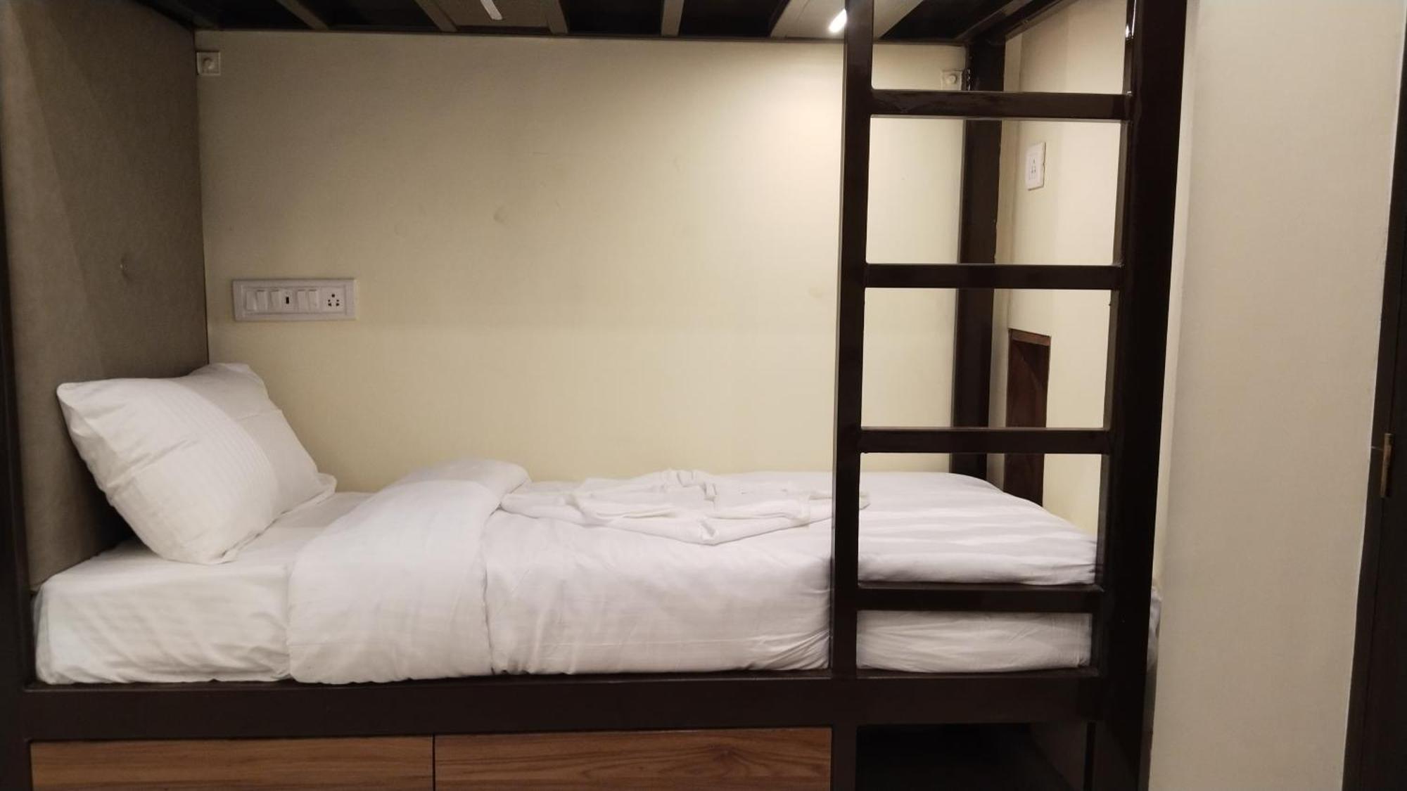 The Banaras Hotel Varanasi Exterior photo